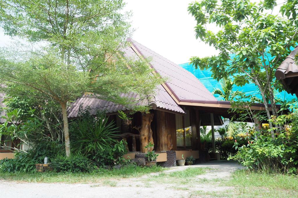 Daranee Resort Ранонг Екстериор снимка